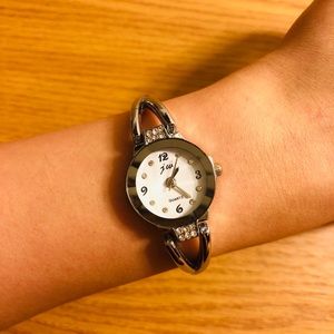 Bracelet watch